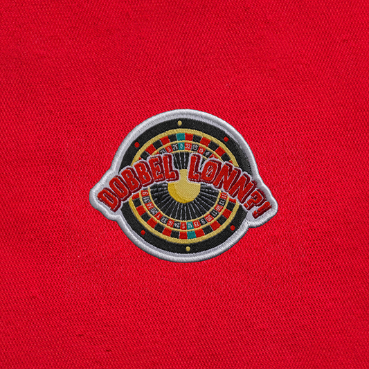 Dobbel Lønn strykemerke på en russedress. Disse patches varer hele russetiden.